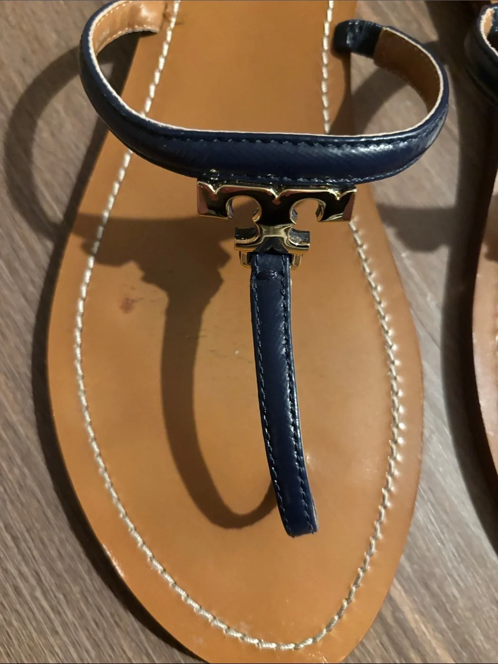 Tory Burch Navy and Tan Leather T-strap Sandals